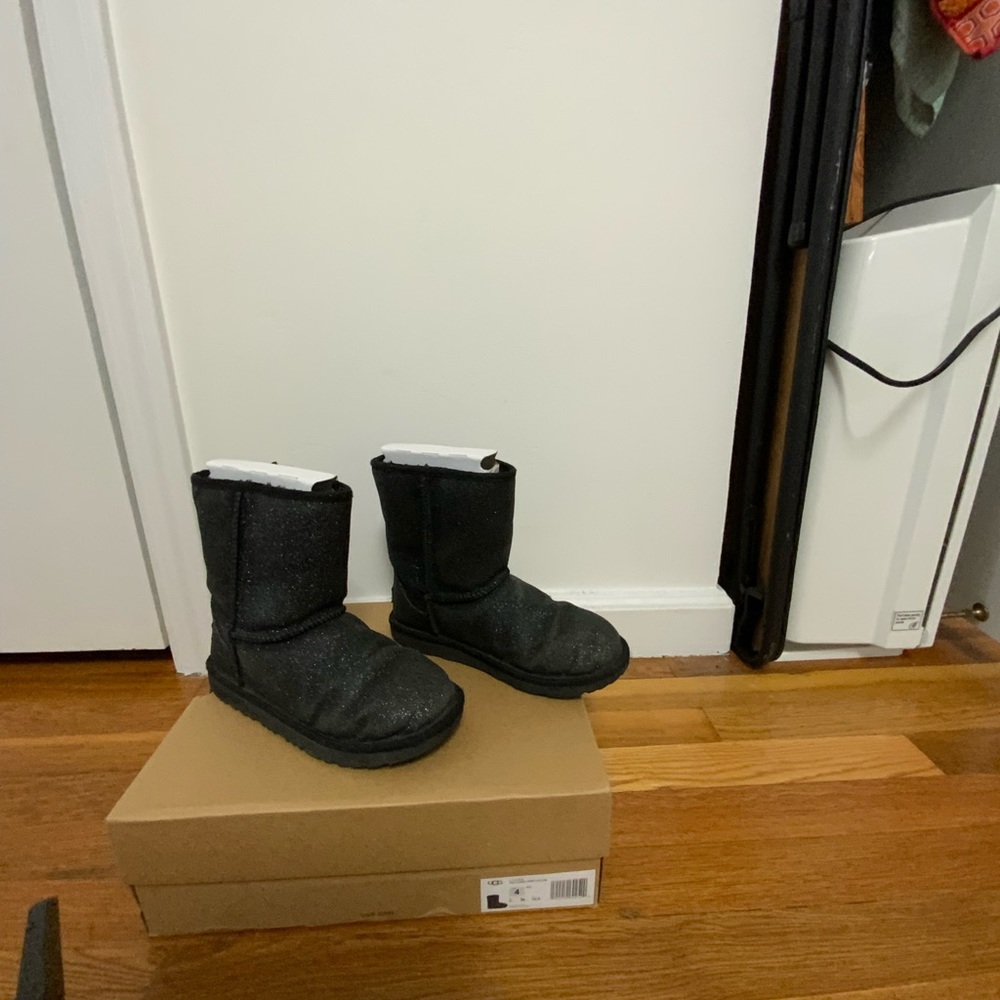 Ugg Classic Short II boots